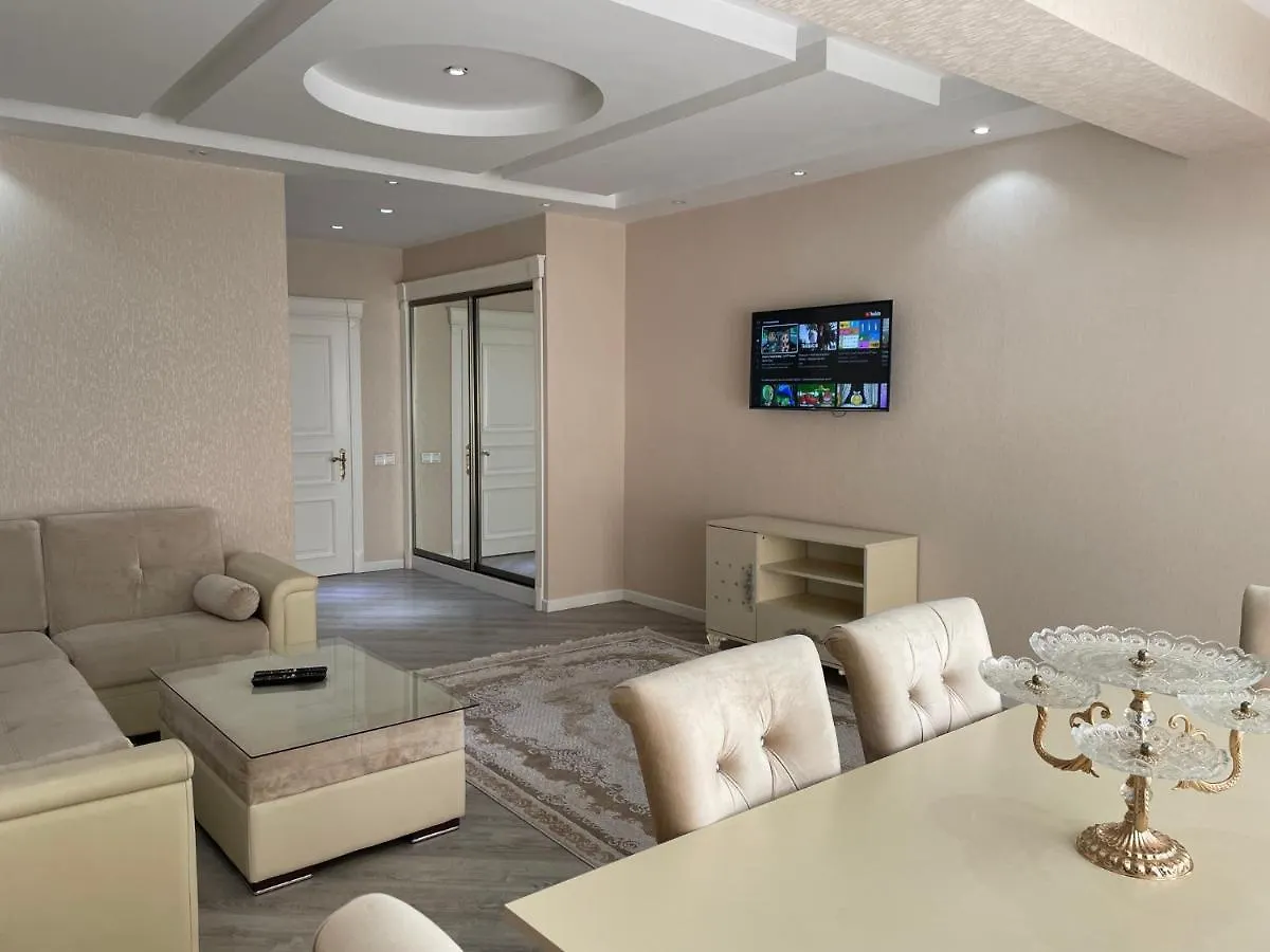 Lux Apartment Baku
